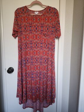 LuLaRoe Carly Coral Red Leggings Material